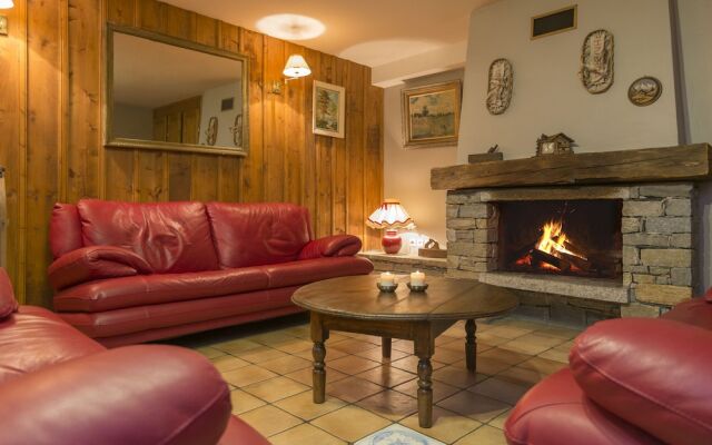 Chalet Oliver by Skinetworks