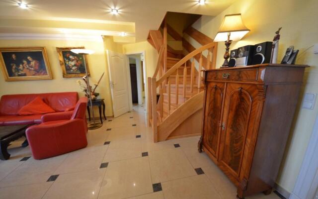 Reet-Maisonete-Hausteil-Sonnenkamp