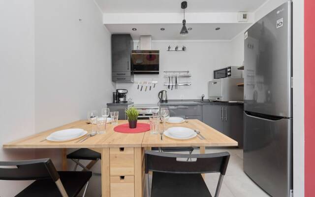 Drzewieckiego Apartments by Renters