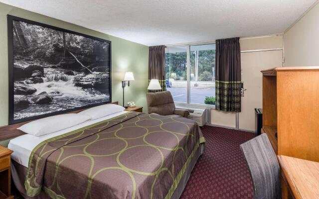 Super 8 By Wyndham Hope