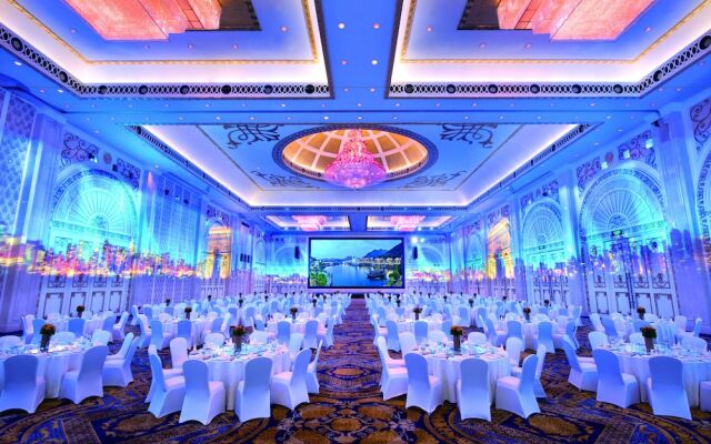 OCT Hotel Shenzhen Interlaken Main Building
