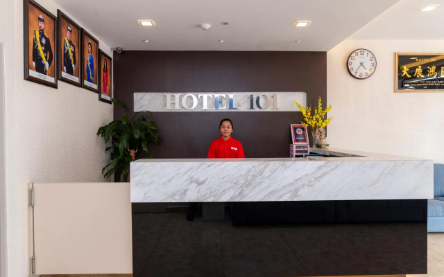 HOTEL 101 Ulu Tiram