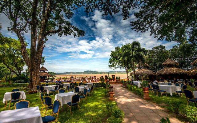 Bagan Hotel River View