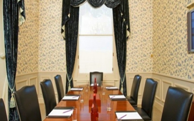 Lansdowne Hotel