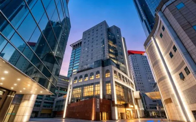 SS HOTEL (Shanghai Pudong Lujiazui Nextage) – Exterior – Shanghai
