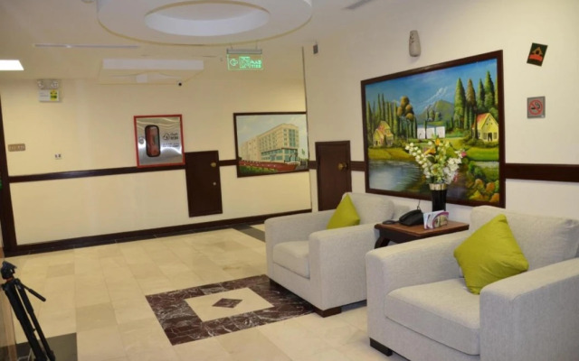 Golden Armada Hotel