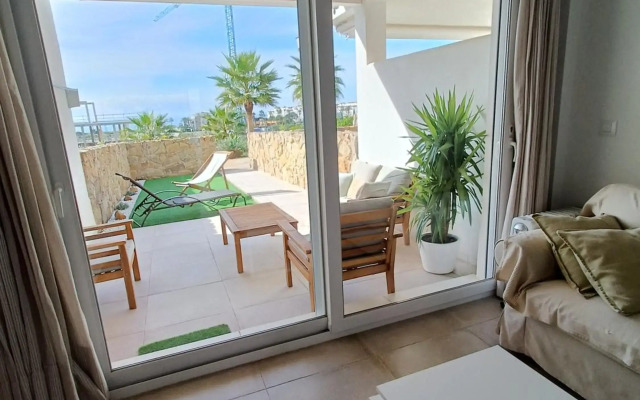 Rompeolas 16-Atlanterra