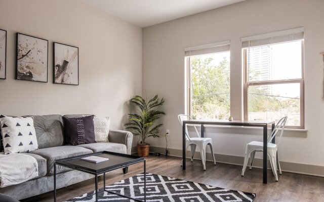 2 BR Apt Near St Johns River by Frontdesk
