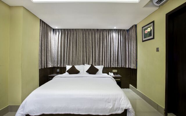 Hotel The Capital