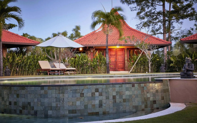 Three Monkeys Villas