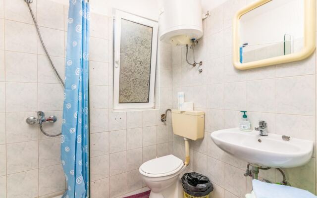 Amazing Apartment in Stara Baska With Wifi