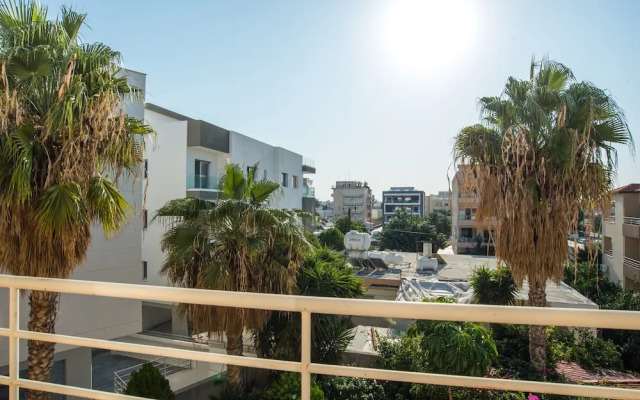 Koulas Apartment