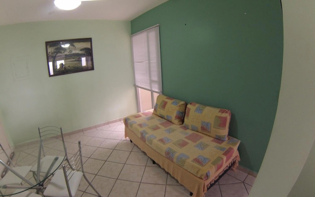 Apartamento charmoso a 50m da praia