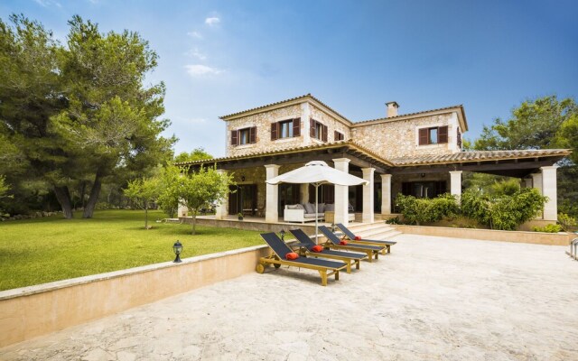 Residence by G Villa Es Puig dels Vents