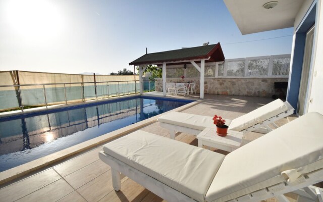 Villa Kumsal by Helaltatilvillari