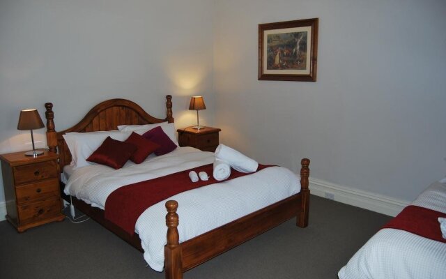 Jacaranda Cottage