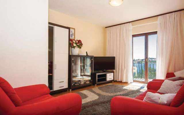 Awesome Home in Brodarica With Wifi and 3 Bedrooms