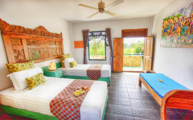 Floating Leaf Eco-Luxury Retreat