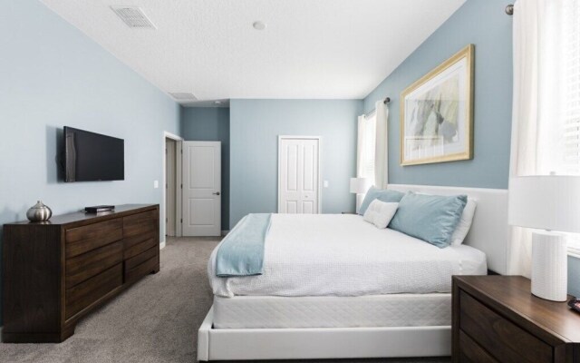 Champions Gate-8906SLTSDJGIL home