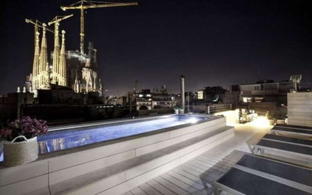 Enjoybcn Gaudi Apartments