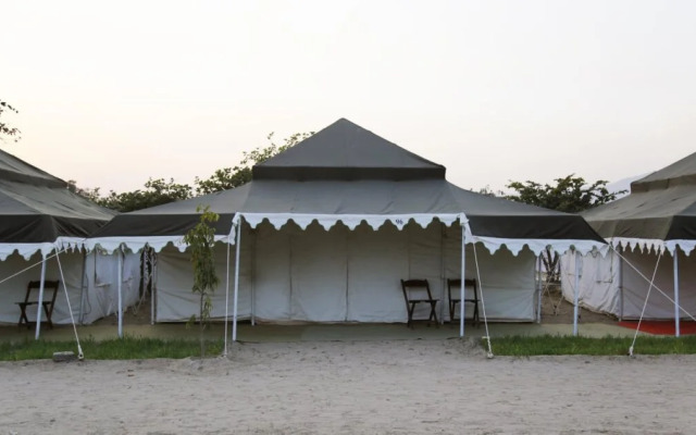 Royal Safari Camp