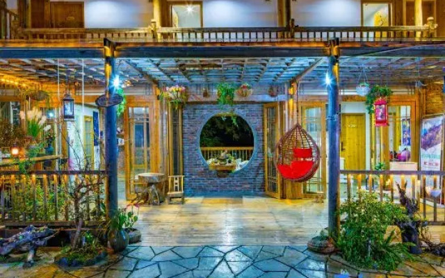 seclusion Hotel(Liping Zhaoxing store