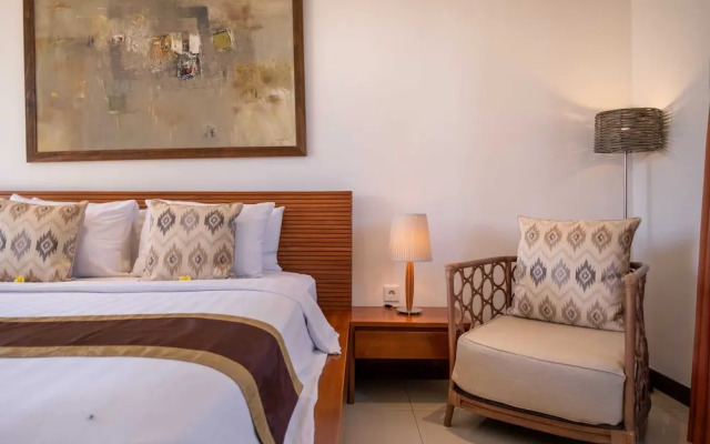 Peaceful Private Villa, 3 BR, Canggu With Staff