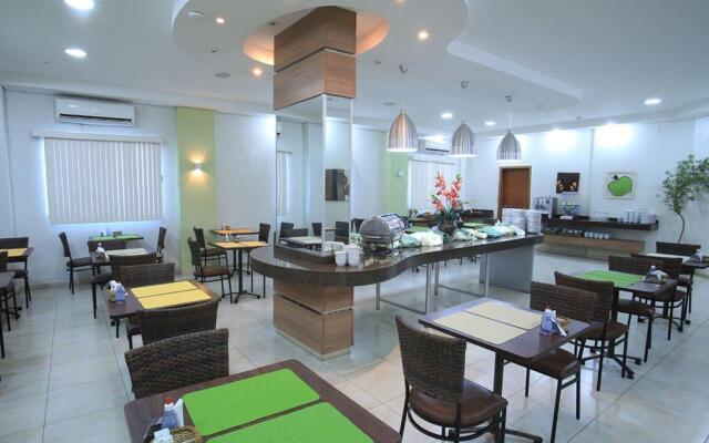 Larison Hotéis ECONOMY