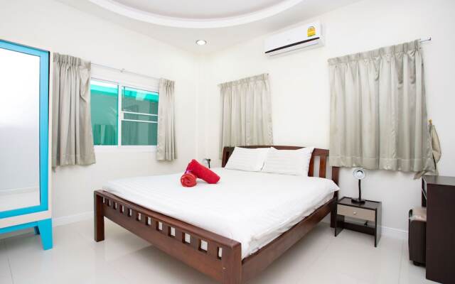 Holiday Bliss 3BR Pool Villa Lancelot 2