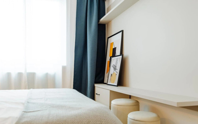 Sunny 2BR Flat - Top Location - Amazing Balcony