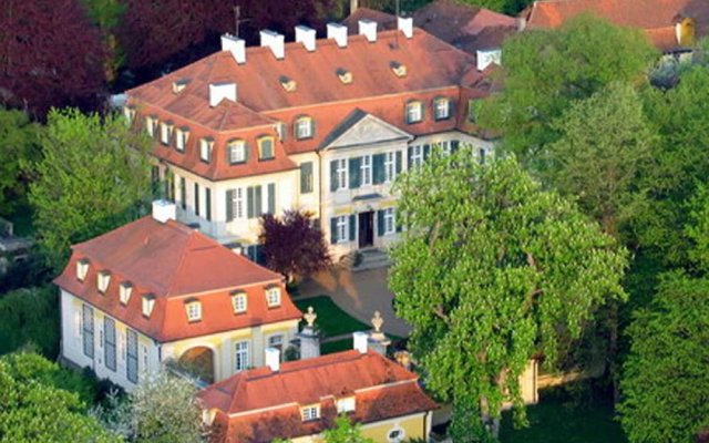 Freiherrlich von Süsskind'sche Schloss- und Gartenverwaltung