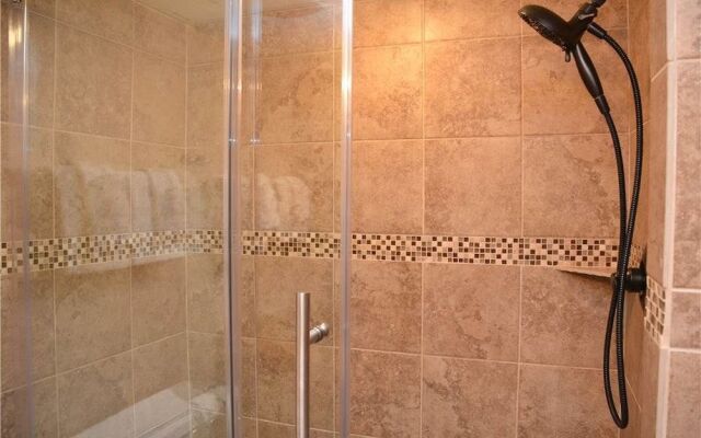 Sundowner II Unit 324 by RedAwning