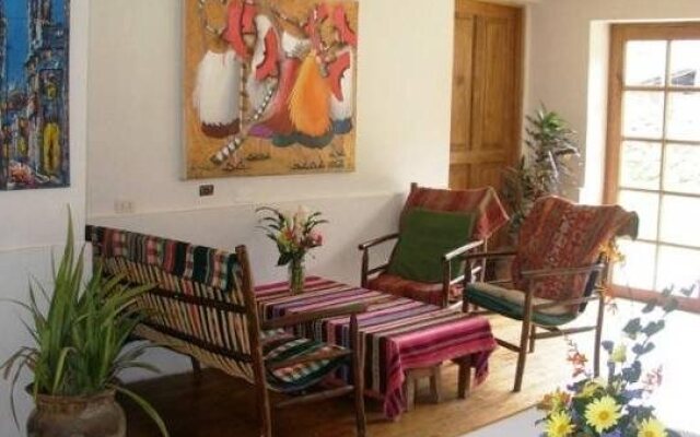 Apu Lodge B&B