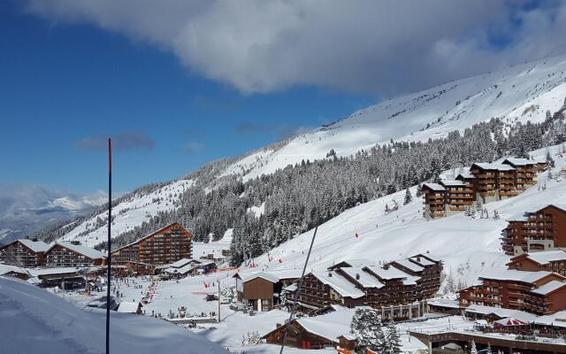 Scenic Apartment near Ski Area in Meribel
