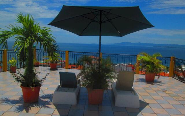 Hostal Vallarta Suites