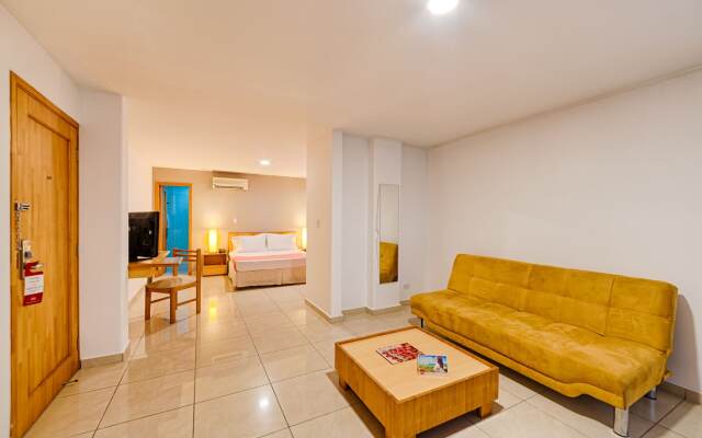 Basic Hotel Centenario by Hoteles MS