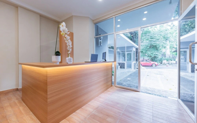 RedDoorz Plus @ Bagusrangin Street 2