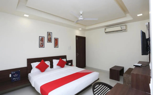 OYO 24707 Comfort Inn by OYO Rooms