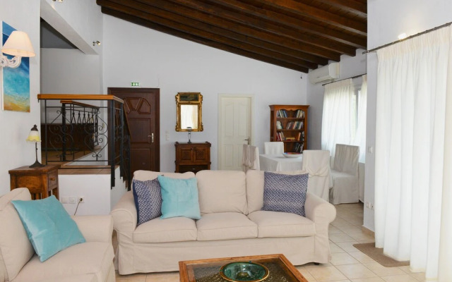 Orestis Suites