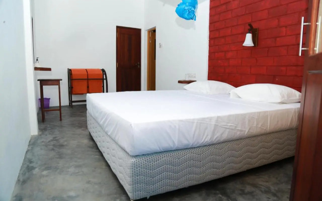 Four season Guest house