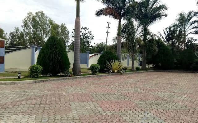 Lesa Garden Hotel