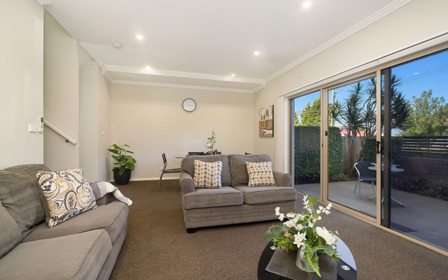 Newcastle Short Stay Apartments - Birmingham Garden Townhouses