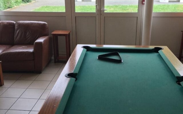 CRJS et Auberge de Jeunesse - Hostel