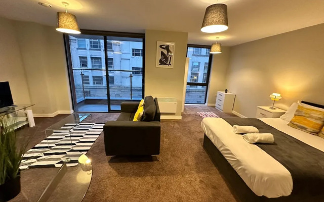 Adelphi Wharf Apartments by Beehosting