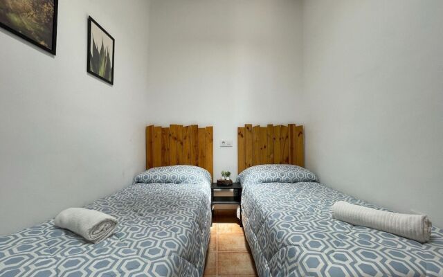 Two Houses With Shared Pool Chillout and see Views