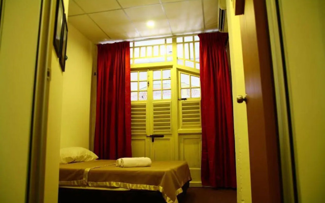 28 Bahari