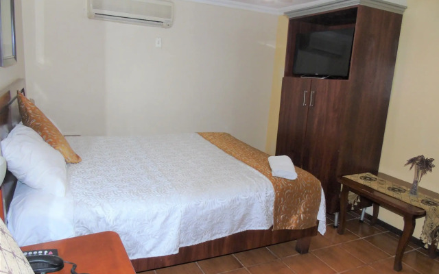 Hotel Malecon Inn