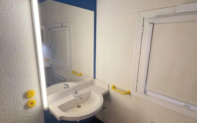 Unisotel Bollene EX Formule 1