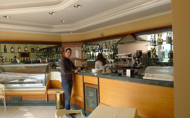 King's House Hotel Resort