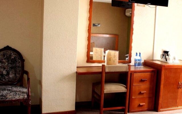 Hotel Excelencia de América